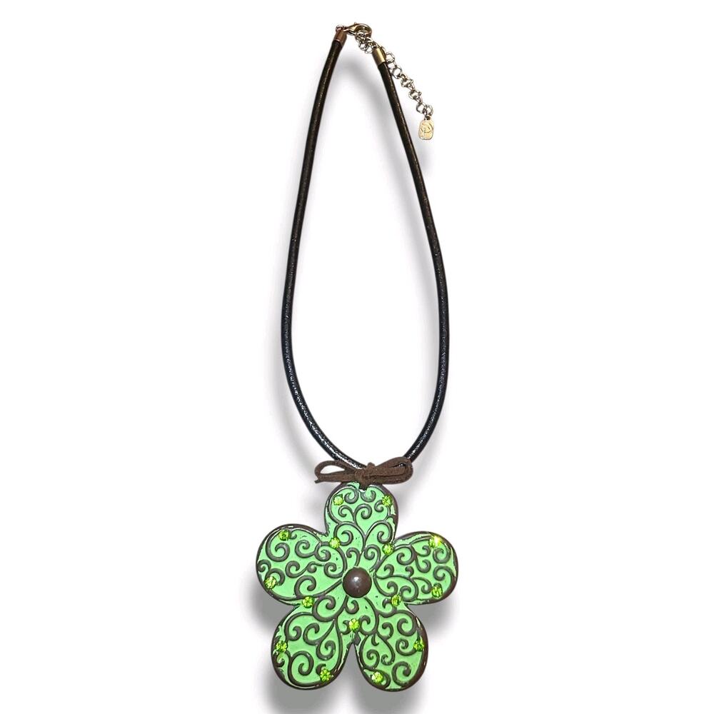 Vintage You&I Green & Brown Flowerโ Pendant Black Faux Leather Necklace 16-18"